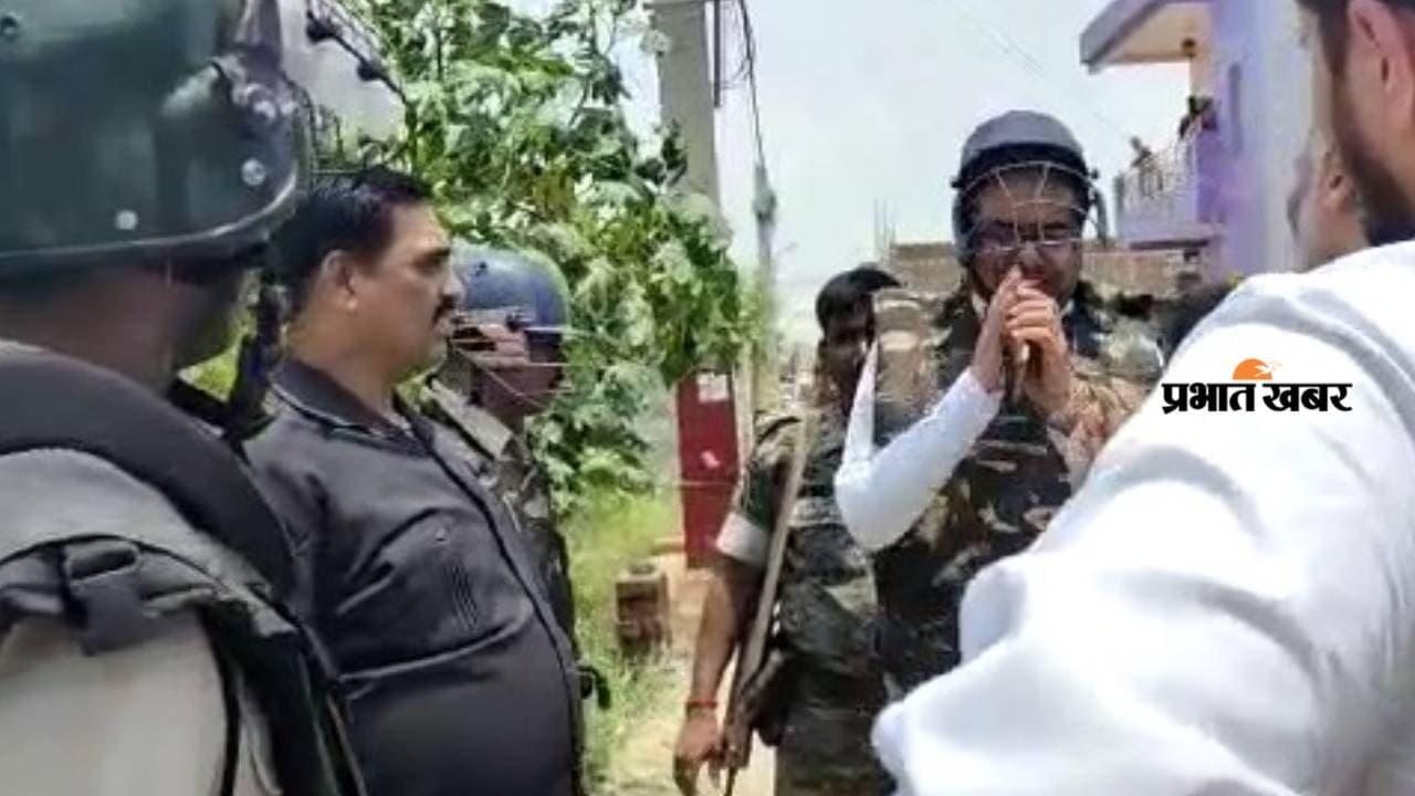 राजीव नगर में बुलडोजर पर आया डीएम का बयान, बोले अतिक्रमण मुक्त करा अपने कब्जे में लेंगे जमीन