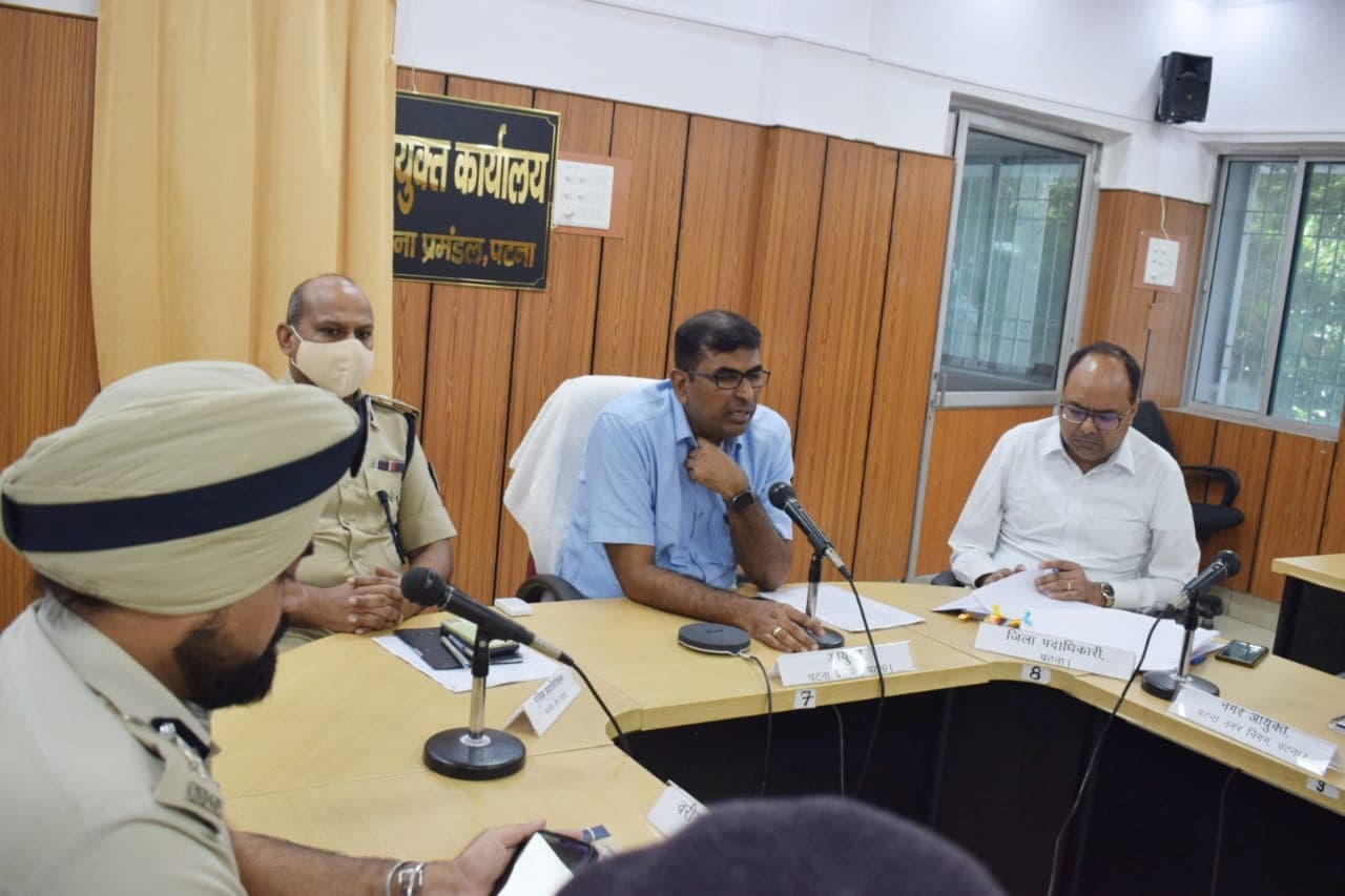 Patna : दुर्गापूजा में स्वच्छता पर रहेगा विशेष जोर, वाहनों से कलेक्ट होगा पूजा पंडाल का कचरा