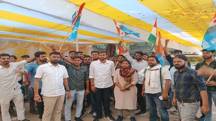 PU Student Union Election: कॉलेज खुलते चुनाव प्रचार ने पकड़ा जोर, NSUI ने निकाली रैली तो ABVP ने किया...