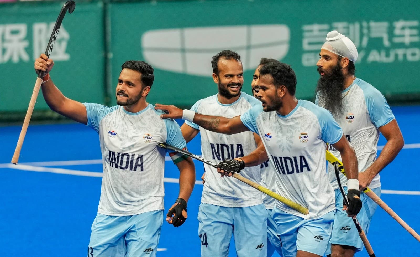 Asian games: भारतीय हॉकी टीम ने रचा इतिहास, भारत को दिलाया 22वां गोल्ड मेडल, ओलंपिक का कटाया टिकट Asian games: भारतीय हॉकी टीम ने रचा इतिहास, भारत को दिलाया 22वां गोल्ड मेडल, ओलंपिक का कटाया टिकट