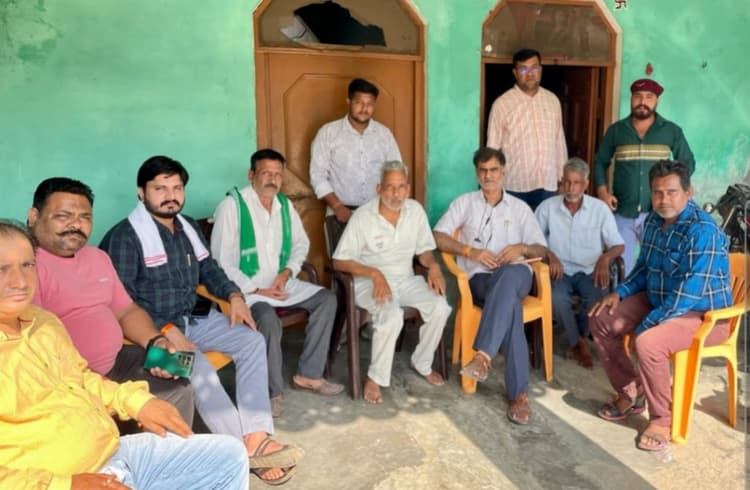 UP News: बुजुर्ग किसान को पीटने का मामला पकड़ रहा है तूल, क्षत्रिय महासभा ने की आरोपियों के गिरफ्तारी की मांग