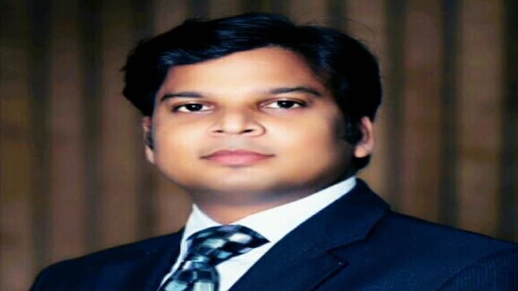 Jharkhand News : XLRI के गिरिजेश श्रीवास्तव को पीपल फर्स्ट एचआर एक्सीलेंस अवार्ड, ये हैं गीतकार-संगीतकार