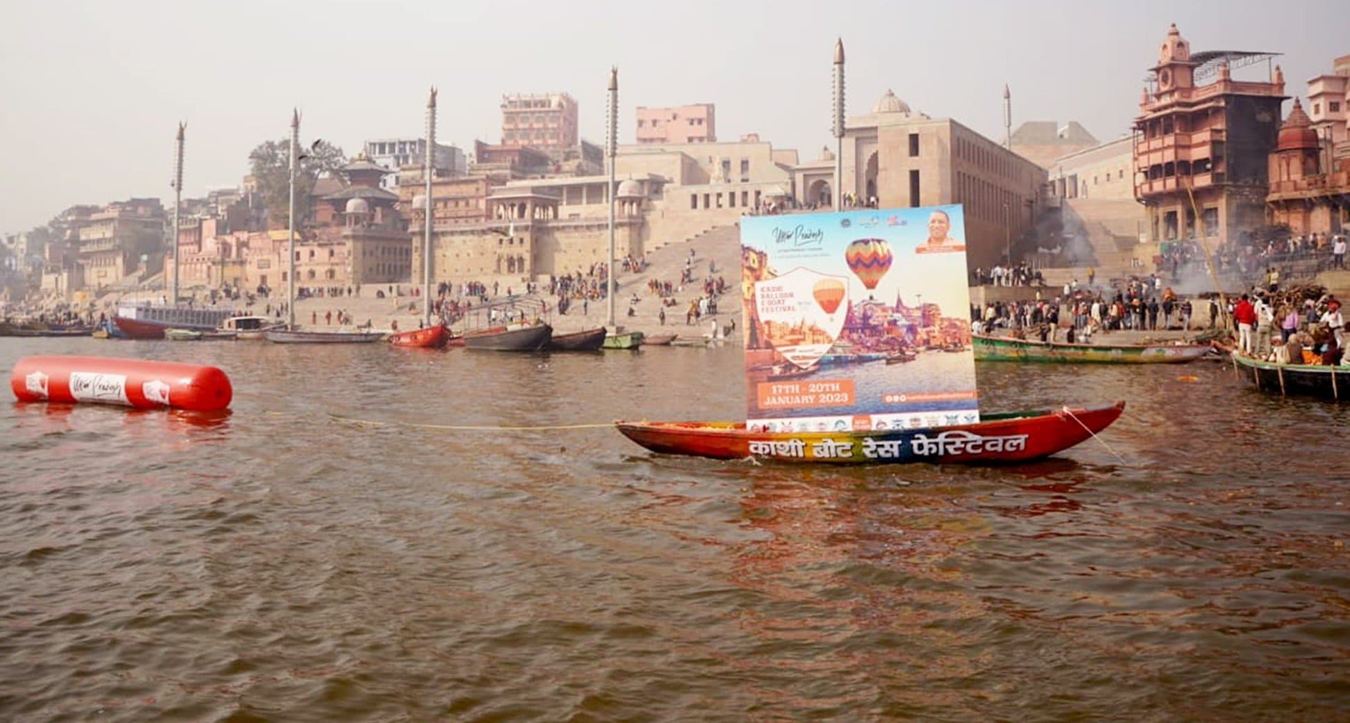 Varanasi News: वाराणसी में आज नमो घाट से CNG बोट रैली, केंद्रीय पेट्रोलियम मंत्री हरदीप पुरी दिखाएंगे हरी झंडी