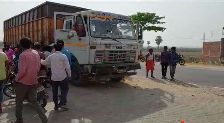 गिरिडीह में साइकल सवार छात्र को ट्रेलर ने मारी टक्कर, मौत, कोचिंग से लौटते वक्त हुआ हादसा