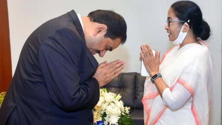 Gautam Adani के हाथ से छूट सकती है बंगाल की बड़ी बंदरगाह परियोजना, ममता बनर्जी के इस फैसले ने बढ़ा दी परेशानी