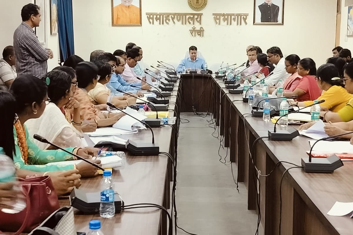 कस्तूरबा गांधी बालिका विद्यालय व झारखंड बालिका आवासीय विद्यालयों में 1237 छात्राओं के एडमिशन पर लगी मुहर