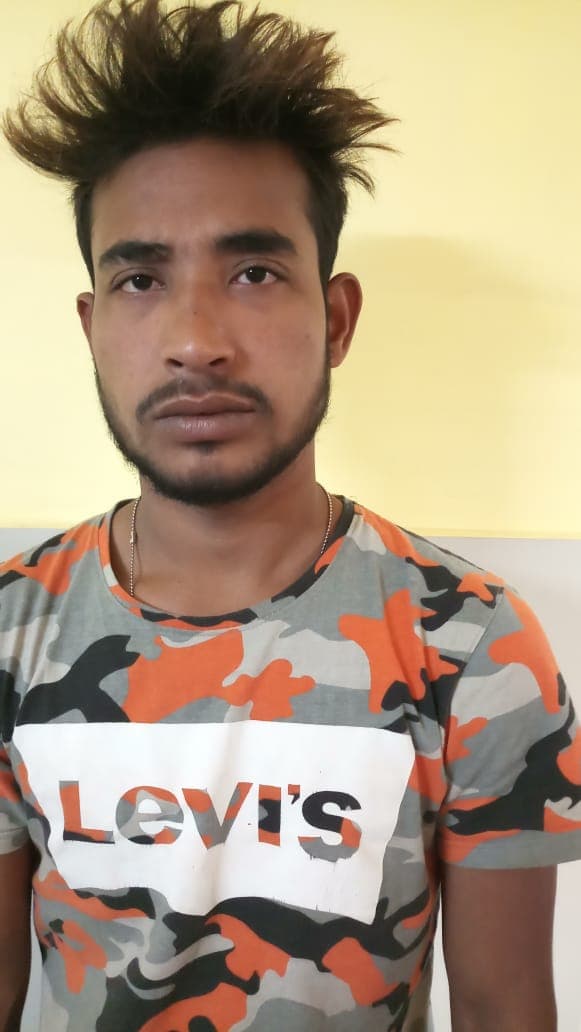 Bengal News : NCB की बड़ी कार्रवाई, चार किलो अफीम के साथ दो तस्करों को दबोचा Bengal News : NCB की बड़ी कार्रवाई, चार किलो अफीम के साथ दो तस्करों को दबोचा