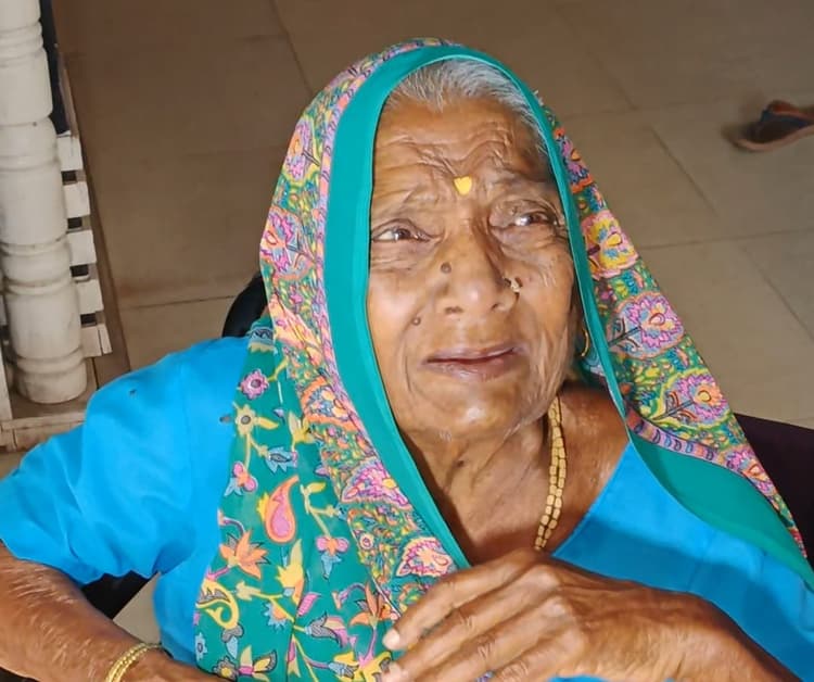 मेरी मौत के बाद बच्चों को नहीं करने दिया जाए अंतिम संस्कार, चार करोड़पति बेटों की मां का आखिर क्यों छलका दर्द