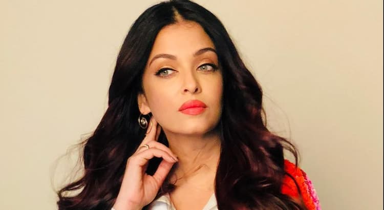 Panama Papers Leak: ऐश्वर्या राय से ईडी ने पांच घंटे तक की पूछताछ, मांगे इन सवालों के जवाब