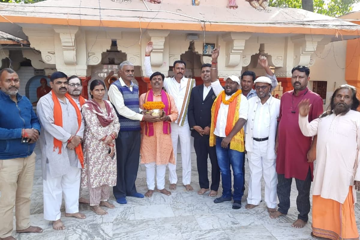 अयोध्या की श्रीरामजन्म भूमि से पूजित अक्षत का रांची में भव्य स्वागत, श्रीराम मंदिर चुटिया में हुआ आरती पूजन