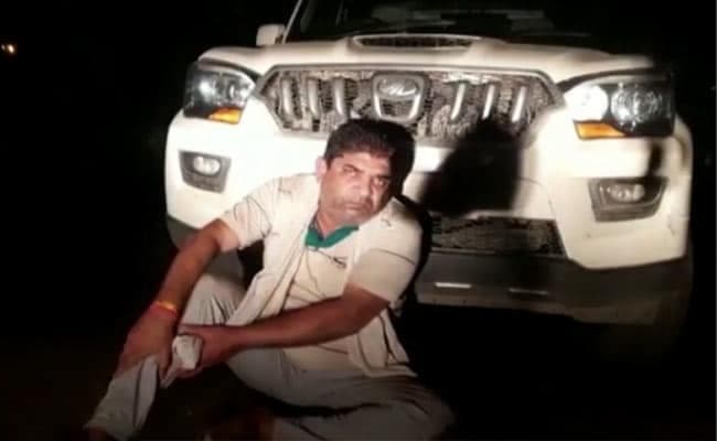 अलीगढ़ जहरीली शराब कांड में मुख्य आरोपी के पुत्र को भी मिली जमानत, 26 अधिकारी और कर्मचारी पाए गए थे दोषी