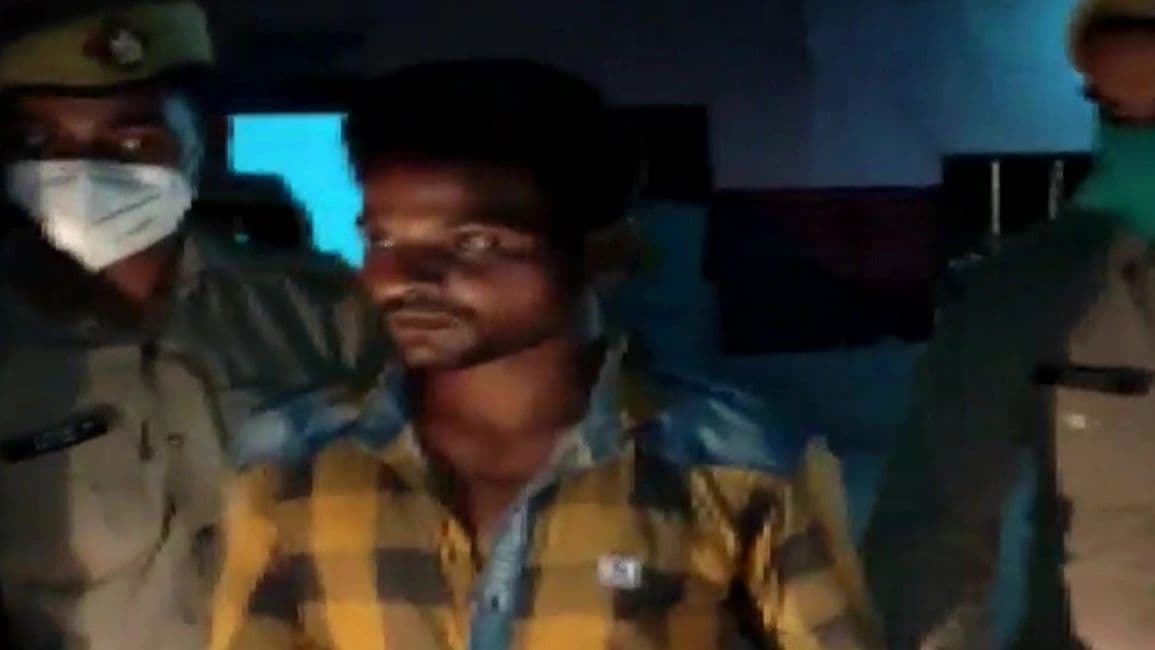 Aligarh News: अलीगढ़ में खेत में बच्ची का शव मिलने के मामले में एक आरोपी गिरफ्तार, हरियाणा में ली थी पनाह Aligarh News: अलीगढ़ में खेत में बच्ची का शव मिलने के मामले में एक आरोपी गिरफ्तार, हरियाणा में ली थी पनाह