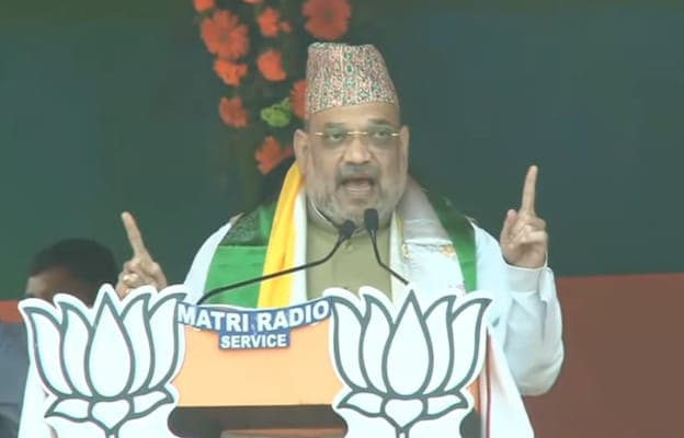 गोड्डा सांसद डॉ निशिकांत दुबे के आवास पहुंचे गृह मंत्री अमित शाह, माता-पिता से मिलकर तेहरी का उठाया लुत्फ