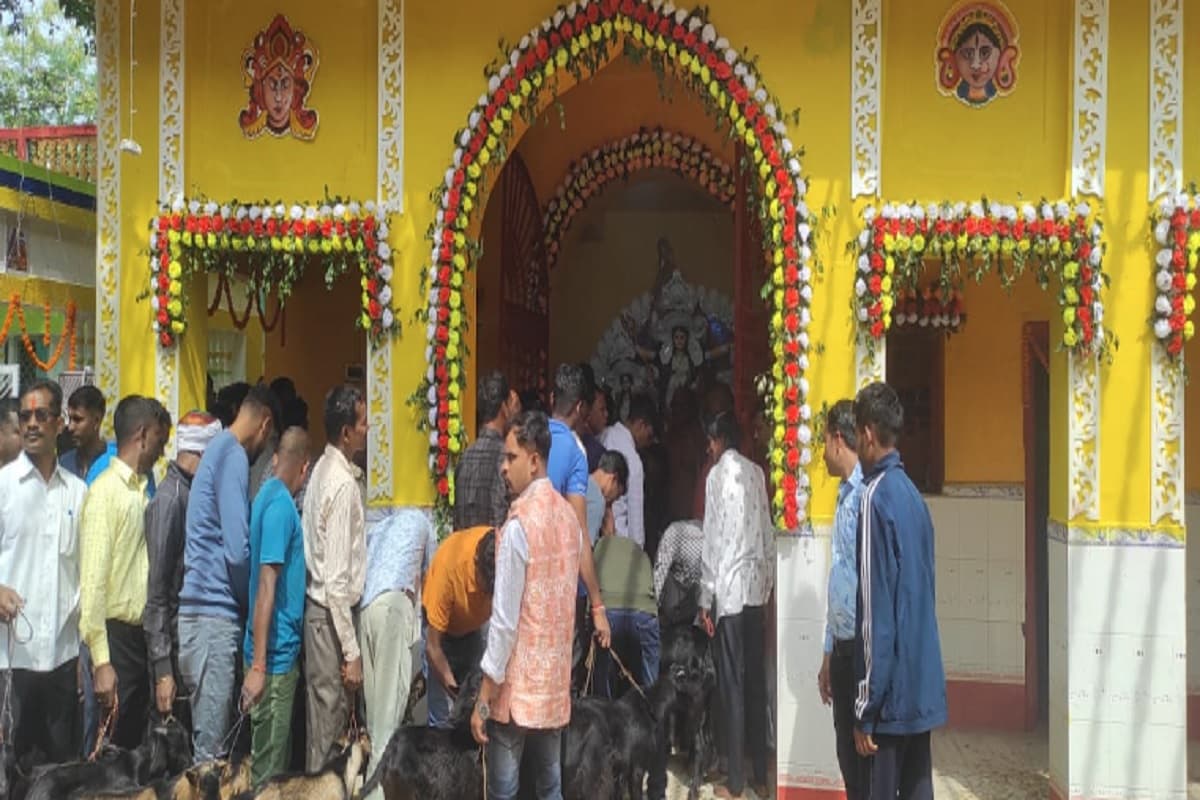 रांची के अनगड़ा में 113 साल पुराना है दुर्गा पूजा का इतिहास, अन्य जगहों से अलग हैं यहां की मूर्तियां