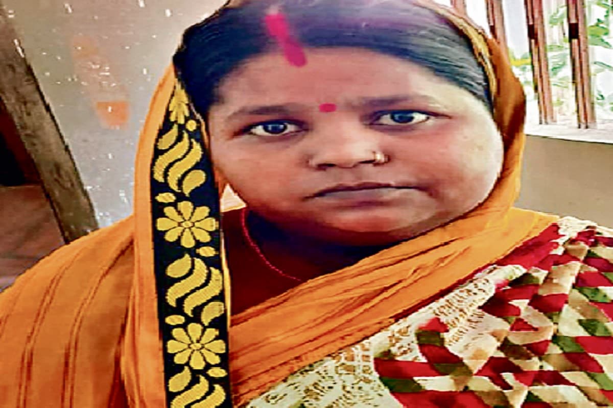 झारखंड की अनीता बनीं मिसाल, अचार के कारोबार से देसी उत्पादों को दे रही बढ़ावा, दो दर्जन को दिया रोजगार