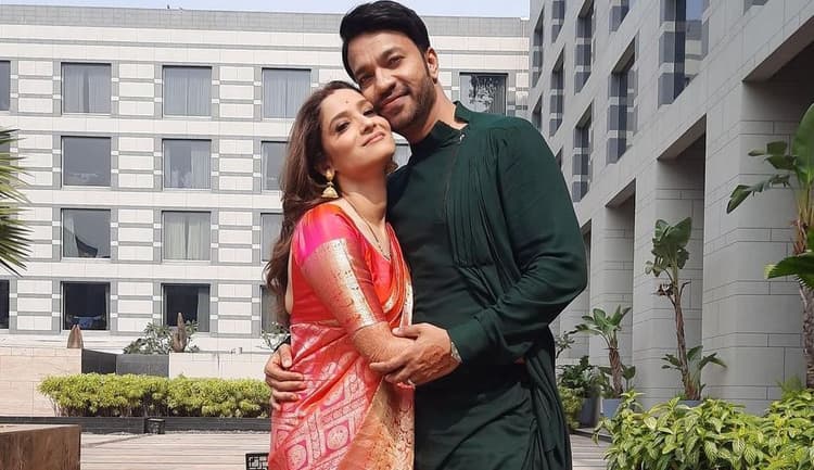 अंकिता लोखंडे ने पति विक्की जैन संग शेयर की रोमांटिक तसवीर, कैप्शन में लिखा- सपना सच हुआ...