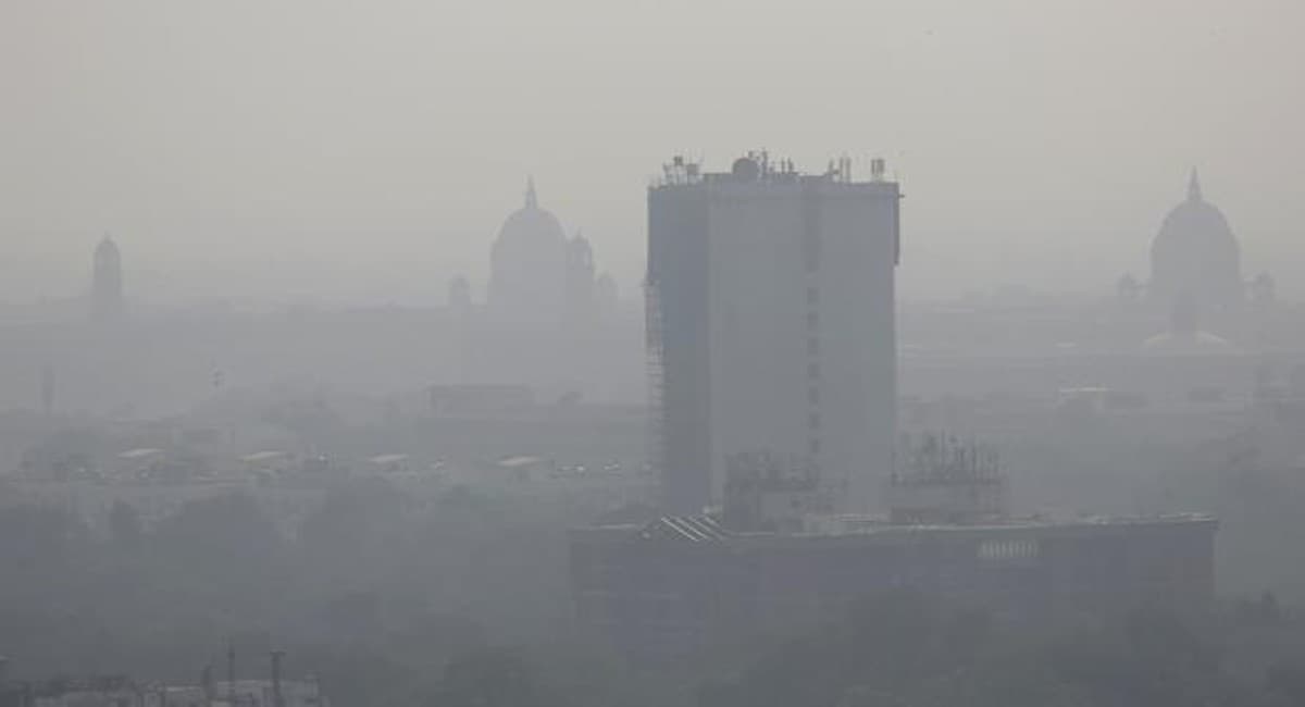 दिल्ली में प्रदूषण के खिलाफ आज से एंटी डस्ट अभियान शुरू करेगी सरकार, नियम नहीं मानने वालों पर लगेगा जुर्माना