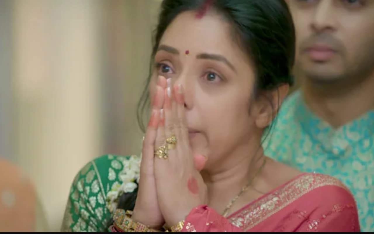 Anupamaa: डांस एकेडमी से बाहर हुई अनुपमा, मां के साथ शुरू करेंगी नया बिजनेस, अनुज लेगा बड़ा फैसला