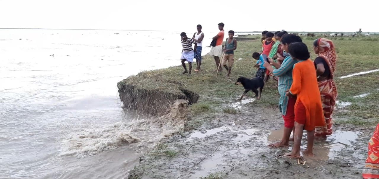 मुजफ्फरपुर में भाई को राखी बांध ससुराल लौट रही विवाहिता ने नदी में लगायी छलांग, स्कूटी नंबर से हुई पहचान