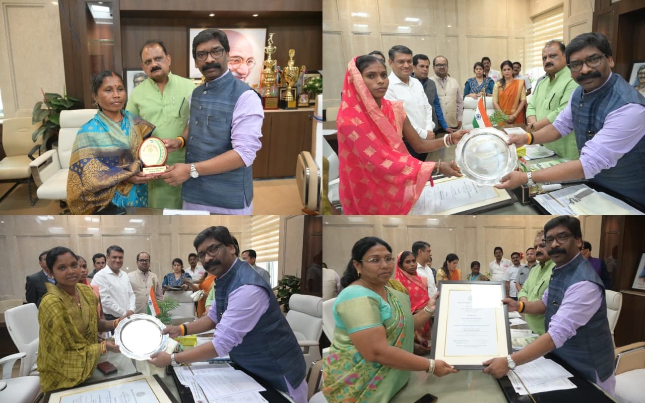 राज्य की चार महिलाओं को CM हेमंत सोरेन ने किया सम्मानित, राष्ट्रपति से पहले ही मिल चुका है अवॉर्ड