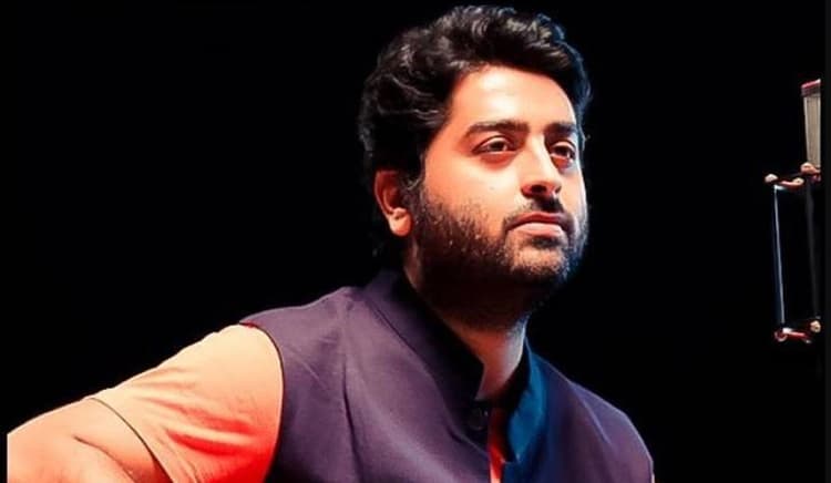 सिंगर अरिजीत सिंह ने निभाई दोस्ती, हिमांशु मालिक की आनेवाली फिल्म ‘चित्रकूट’ के लिए गाया रोमांटिक ट्रैक