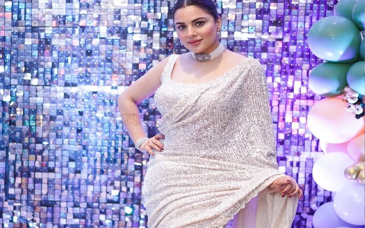 Kundali Bhagya की प्रीता का देसी अंदाज, साड़ी में कहर ढाती दिखी श्रद्धा आर्या, PICS