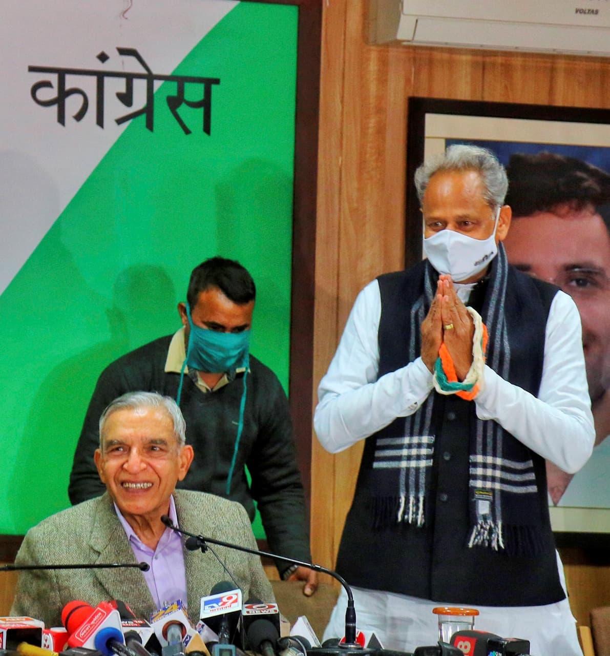 Rajasthan Cabinet Expansion : कैबिनेट विस्तार पर गहलोत और पायलट में बन गई बात? जानें मंत्रिमंडल का क्या हो सकता है समीकरण