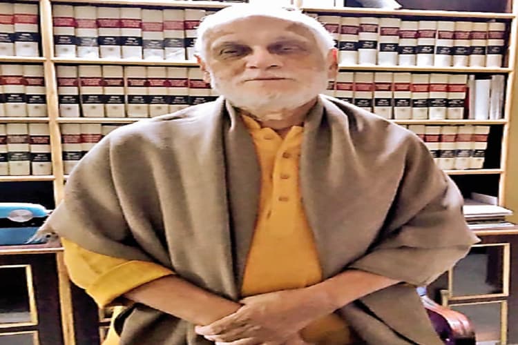 पिता के संकल्प को पूरा करने के लिए झारखंड के इस IAS अफसर ने किया छठ व्रत, कोरोना भी नहीं डिगा पायी थी आस्था