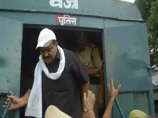 उमेश पाल हत्याकांड: अतीक अहमद को एनकाउंटर का खौफ, सुप्रीम कोर्ट में याचिका दाखिल, CM योगी को लेकर कही ये बात..