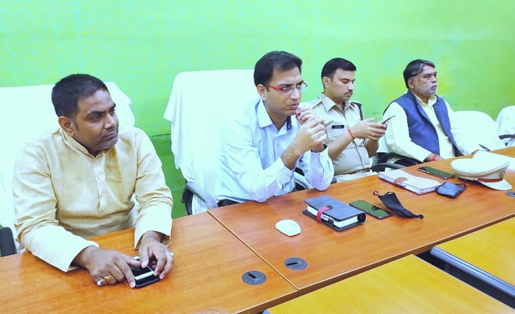 Coronavirus को लेकर औरंगाबाद के सभी मंदिर बंद, देव में नहीं लगेगा चैती छठ मेला