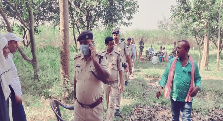 Bihar: मदरसा के क्लास रूम में मिला लापता किशोरी का शव, दुष्कर्म के बाद हत्या की आशंका, जांच में जुटी पुलिस