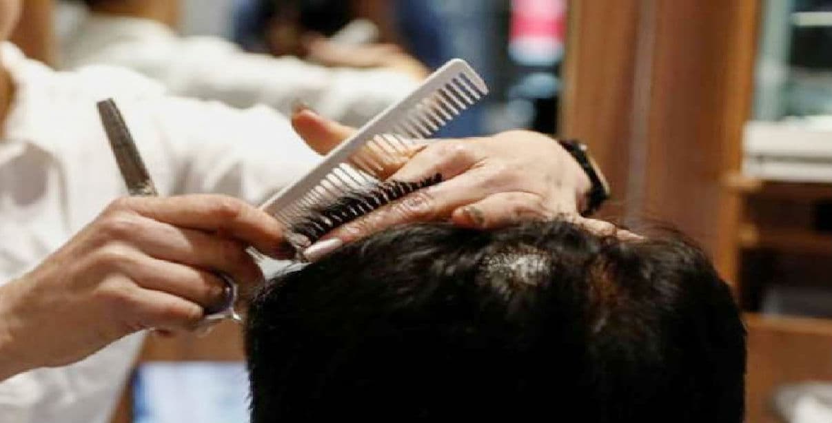 Lockdown Relief : अगर आपके बाल-दाढ़ी बढ़ गये हैं तो अभी और करना पड़ेगा इंतजार, नहीं खुलेंगे सैलून/पार्लर