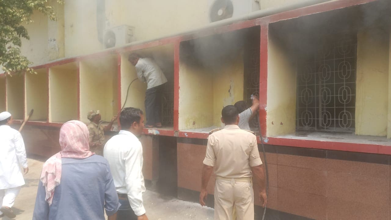 विधायक गोपाल मंडल की बढ़ सकती हैं मुश्किलें, हथियार लेकर अस्पताल जाने के मामले में DM ने नोटिस भेज मांगा जवाब