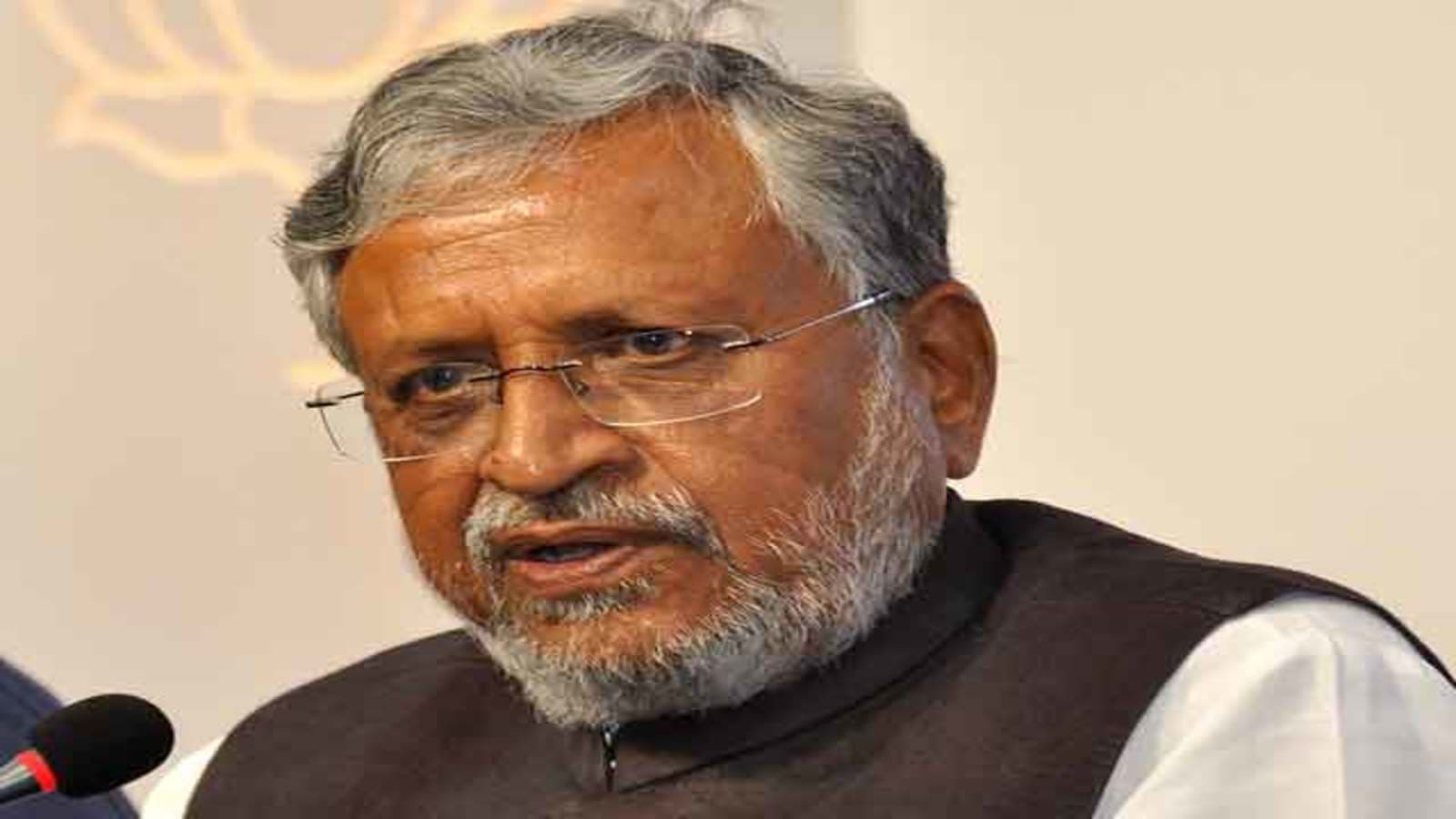 गाड़ी से 75 लाख रुपये बरामद होने से साबित हुआ टिकट बेचने का धंधा, सुशील कुमार मोदी ने फिर बोला राजद पर हमला