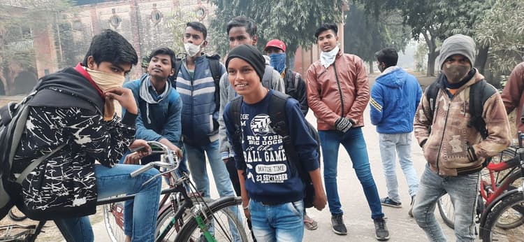 School Reopen : बच्चों को स्कूल भेजने से पहले इन बातों को जान लें पैरेंट्स ! बिहार में कल से शुरू हो जाएगी 6ठी से 8वीं तक की पढ़ाई