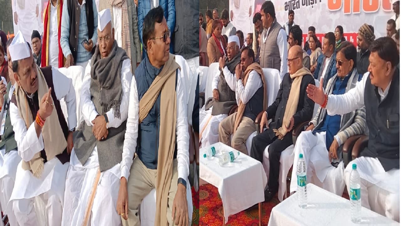 बिहार में भारत जोड़ो यात्रा: खरगे के मंच पर अजीत शर्मा किये गए नजरंदाज, प्रदेश अध्यक्ष को करनी पड़ी वकालत
