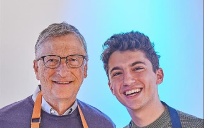 बिल गेट्स बना रहे थे रोटी, प्रधानमंत्री नरेंद्र मोदी ने तारीफ करते हुए दे दी ये सलाह, देखें VIDEO