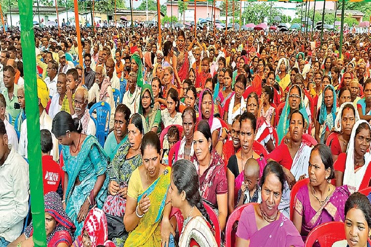 तमिलनाडु में बीजेपी को तगड़ा झटका, 13 नेताओं ने पार्टी से दिया इस्तीफा