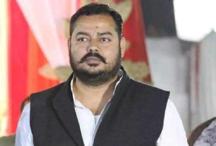 UP News: गोरखपुर के टॉप टेन माफियाओं में शामिल सुधीर सिंह की 200 करोड़ की संपत्ति जब्त, 40 मुकदमें हैं दर्ज