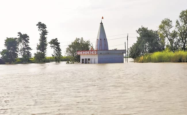 बागमती नदी ने लिया रौद्र रूप, अब दरभंगा के पूर्वी भाग में फैलने लगा पानी