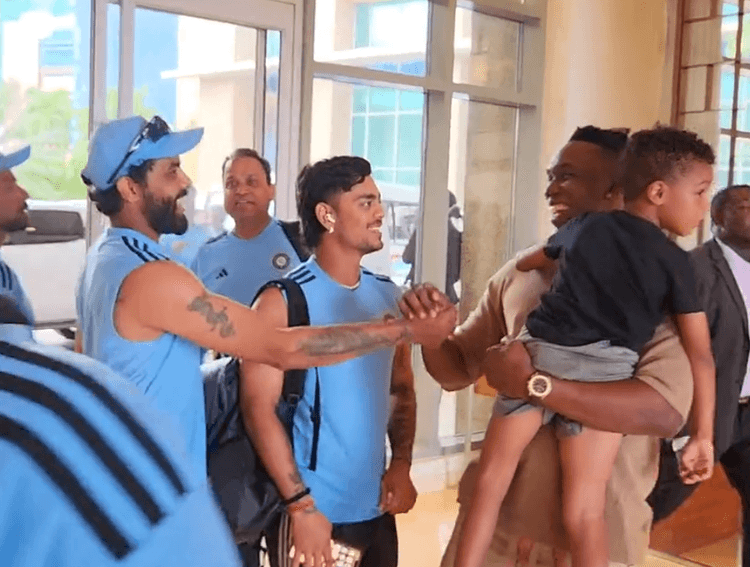 IND vs WI: त्रिनिदाद में वेस्टइंडीज के इस 'Champion' खिलाड़ी ने किया टीम इंडिया का स्वागत, वीडियो वायरल