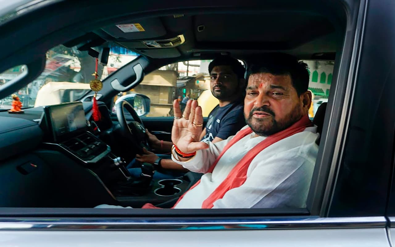 Lok Sabha Election 2024 : पीएम मोदी को कैसरगंज के बारे में चिंता करने की जरूरत नहीं, टिकट कटने की खबर के बीच बोले बृजभूषण शरण सिंह