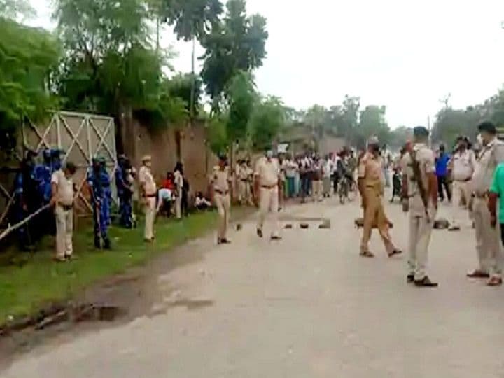 Bihar News: बिहार में दलित युवक की हत्या कर शव को नहर में फेंका, आक्रोशित ग्रामीणों ने किया सड़क जाम, पुलिस के खिलाफ नारेबाजी