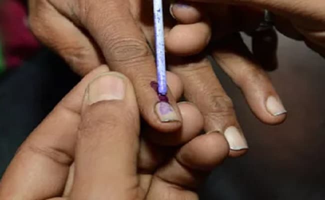 कोरोना का असर : उपचुनाव के लिए नहीं डाले जाएंगे वोट, निर्वाचन आयोग ने रद्द की मतदान की तिथि