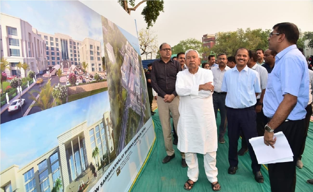 पटना का कलेक्ट्रेट भवन अगले साल मार्च तक बनकर हो जाएगा तैयार, 39 विभाग होंगे संचालित, जानिए और क्या होगा खास पटना का कलेक्ट्रेट भवन अगले साल मार्च तक बनकर हो जाएगा तैयार, 39 विभाग होंगे संचालित, जानिए और क्या होगा खास