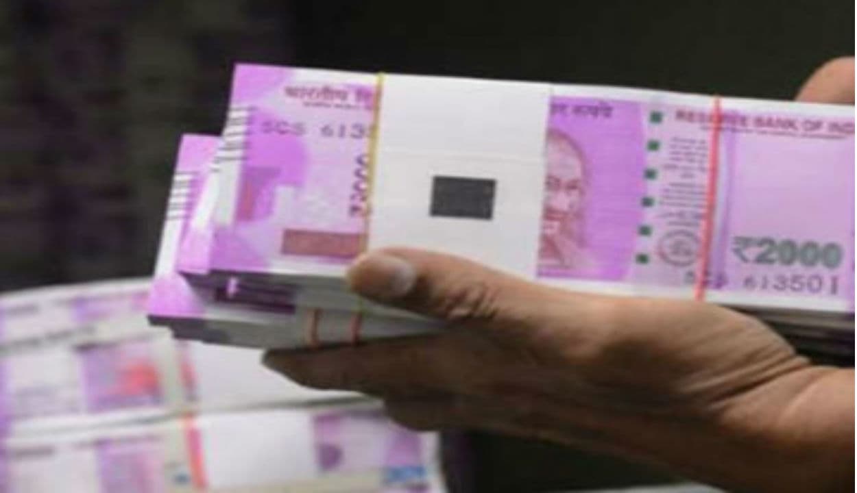 बड़ी राहत : Road accident की चपेट में आने वाले लोगों का कैशलेस होगा इलाज, सरकार जल्द लॉन्च करेगी स्कीम