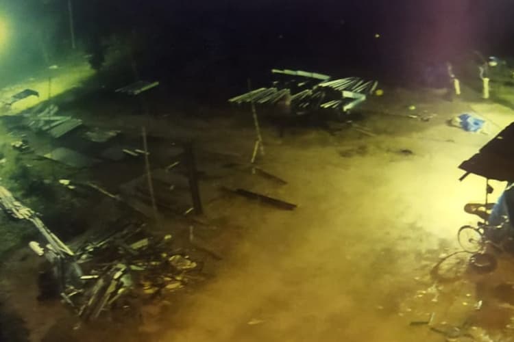 झारखंड: स्टाफ को बंधक बनाकर रेलवे पुल बना रही कंपनी से 65 लाख के लोहे की लूट, सीसीटीवी फुटेज खंगाल रही पुलिस