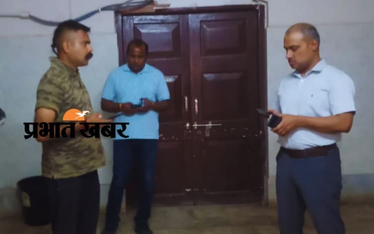 Jharkhand Naxal News: पश्चिमी सिंहभूम के टोंटो के चिरियाबेड़ा जंगल में फिर आईईडी ब्लास्ट, महिला की मौत