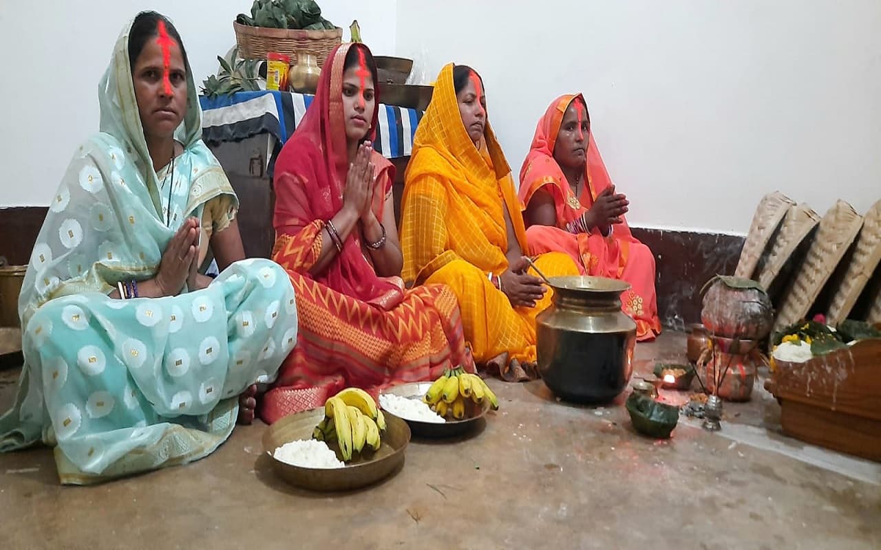 Chhath Puja 2023: рдЫрда рдкреВрдЬрд╛ рдХрд╛ рдЖрдЬ рджреВрд╕рд░рд╛ рджрд┐рди, рд╢реБрд░реВ рд╣реЛрдЧрд╛ 36 рдШрдВрдЯреЗ рдХрд╛ рдирд┐рд░реНрдЬрд▓рд╛ рд╡реНрд░рдд, рдЬрд╛рдиреЗрдВ рдореБрдЦреНрдп рдмрд╛рддреЗрдВ