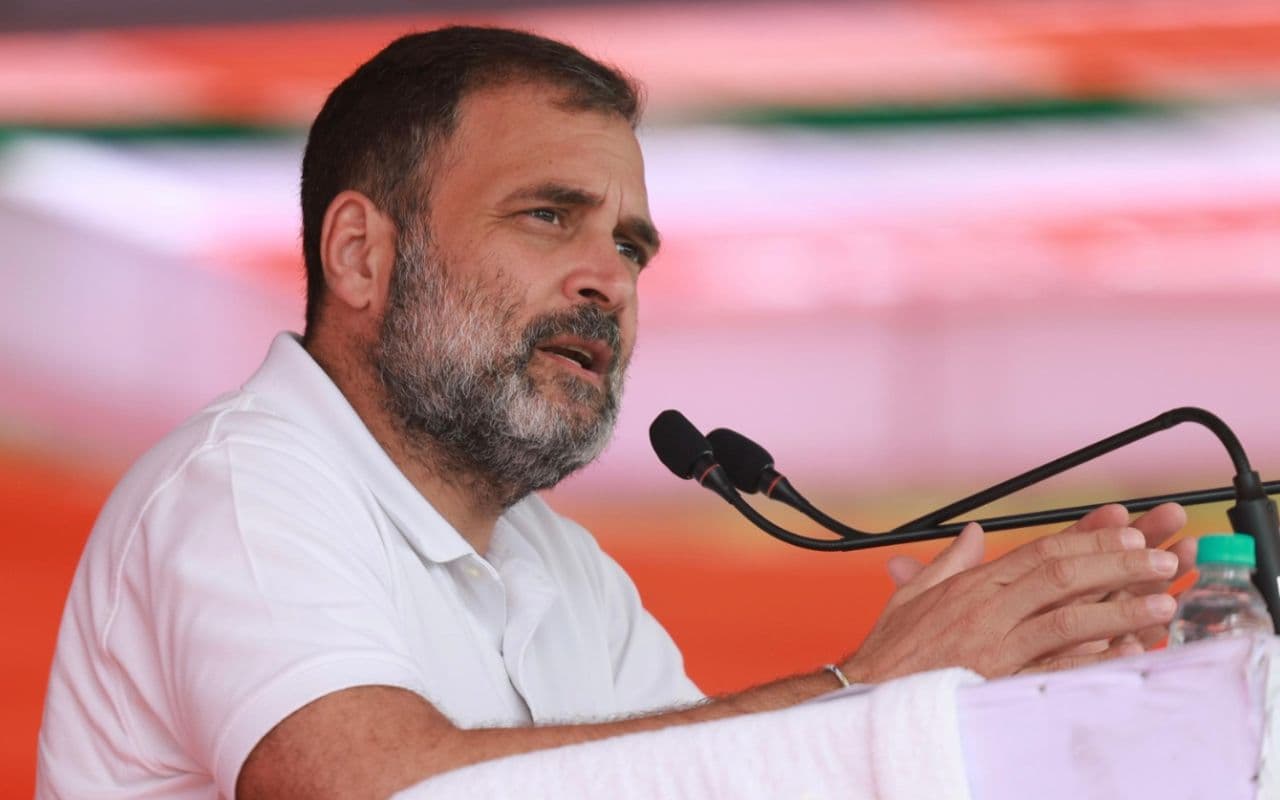 केजी से पीजी तक फ्री पढ़ाई के बाद अब राहुल गांधी ने छत्तीसगढ़ के भूमिहीनों के लिए किया ये वादा